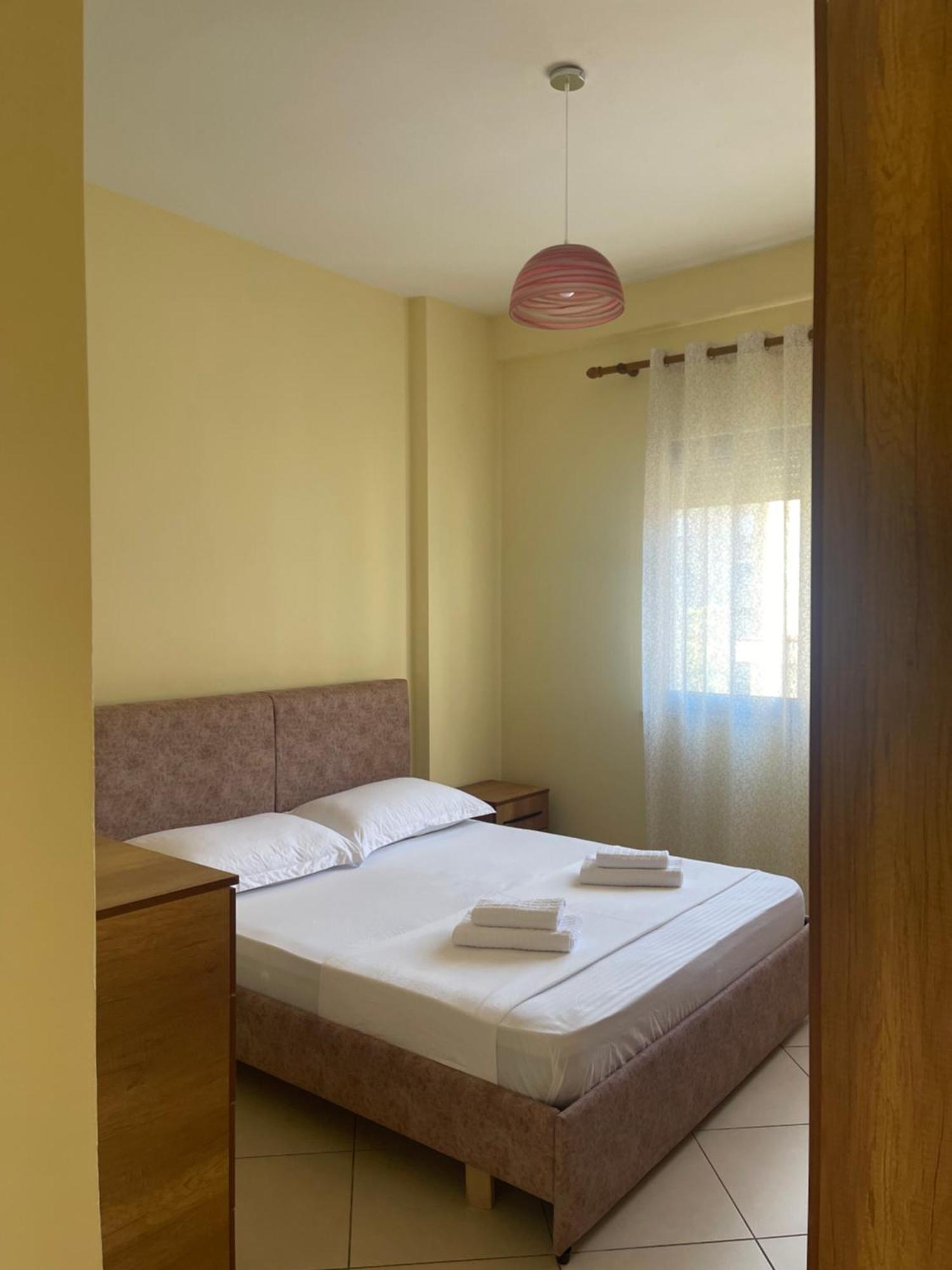 New Baazar Terrace Apartment Tiranë Eksteriør bilde