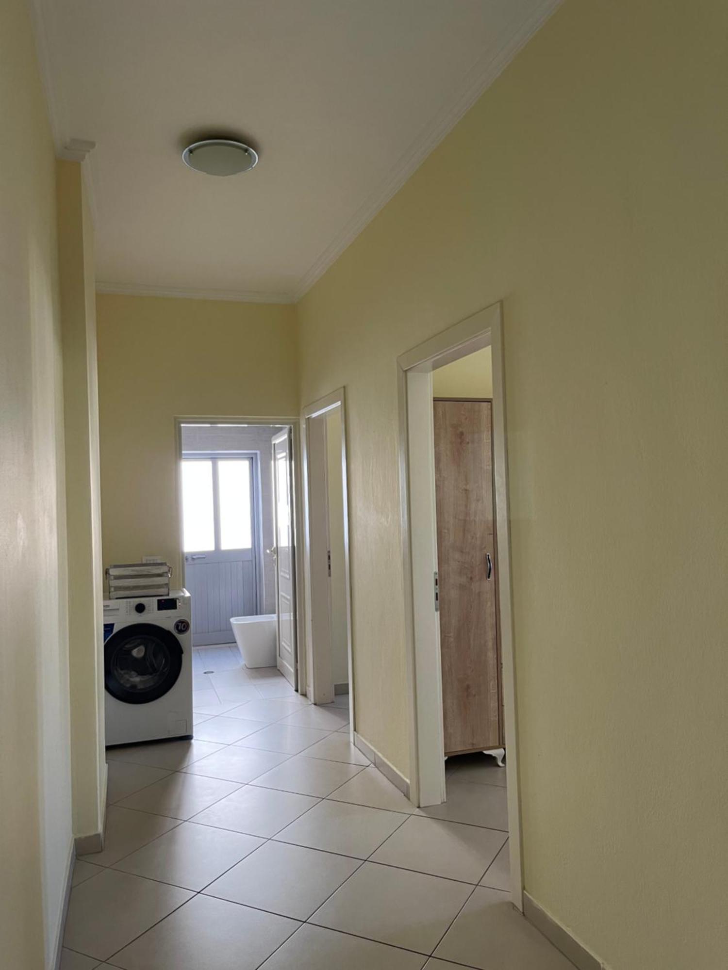 New Baazar Terrace Apartment Tiranë Eksteriør bilde